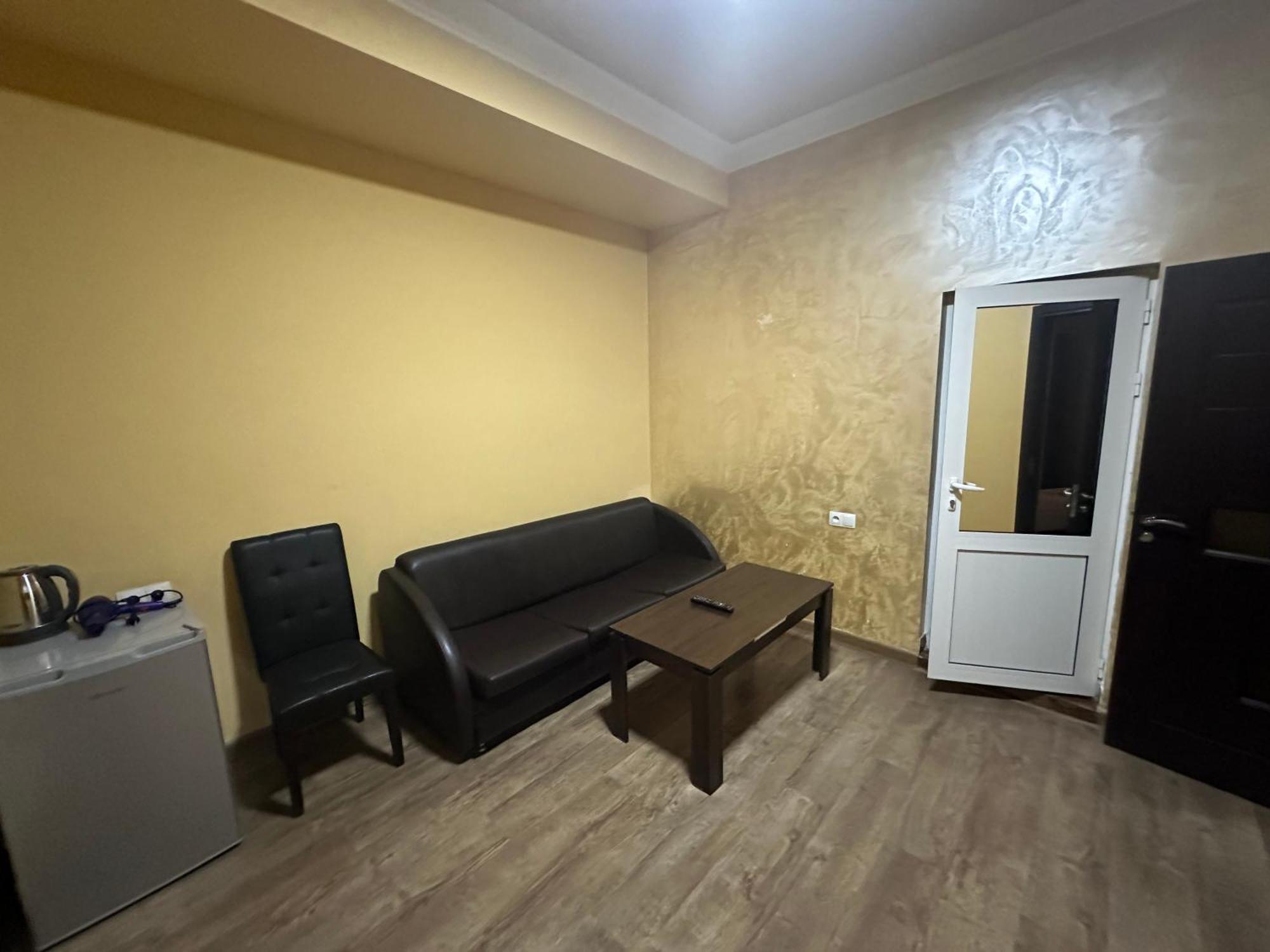 Express Hotel Ереван Экстерьер фото